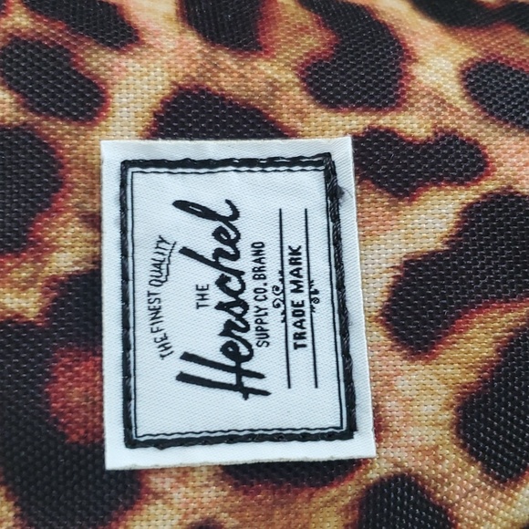 HERSCHEL MINI LEOPARD PRINT/BLACK BACKPACK - Picture 3 of 8